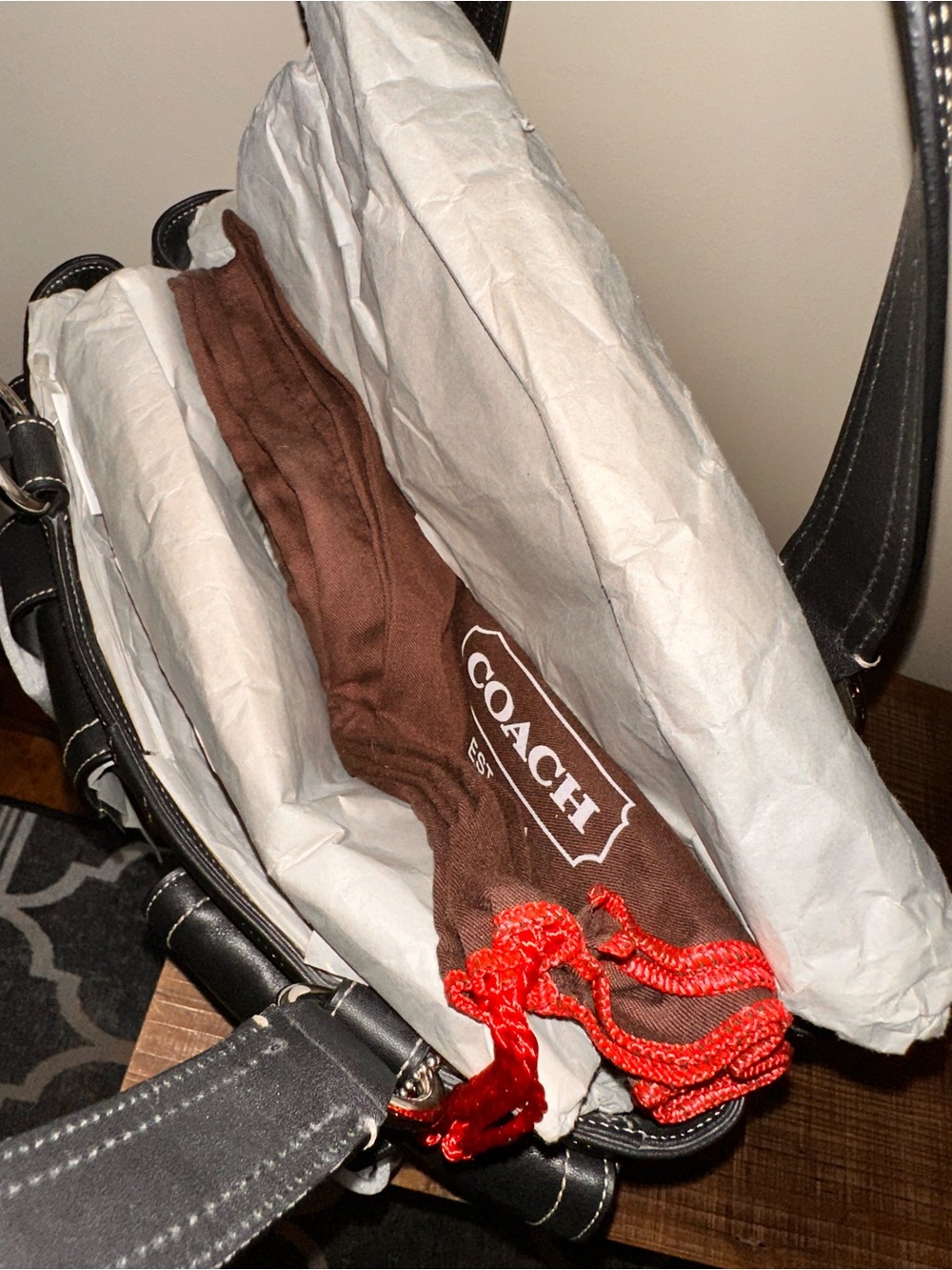 Coach | Soho Leather East/West Tote | Style 6468 (Black) - Picture 5 of 10